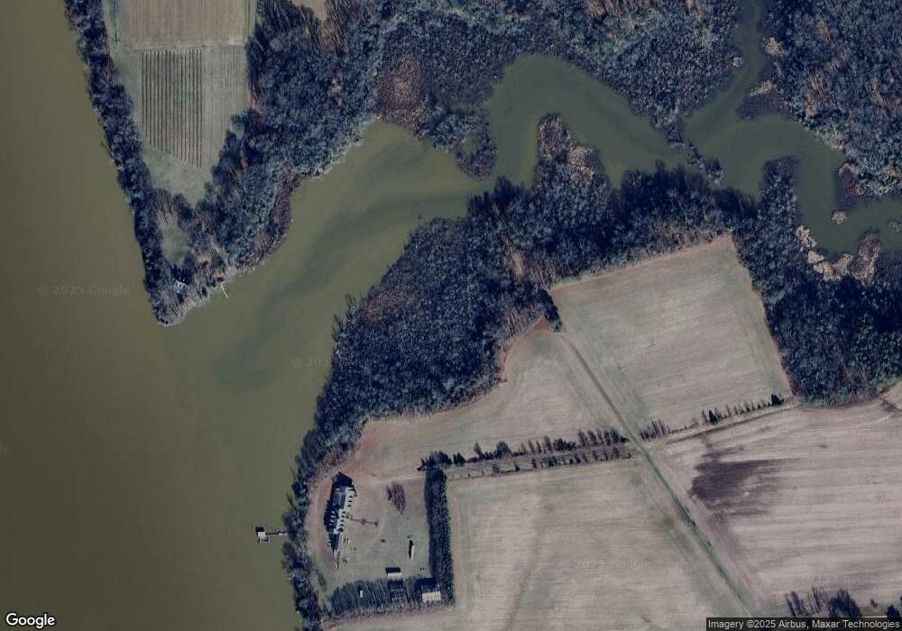 574 Troy Farm Rd, Oak Grove, VA 22443 - photo 1