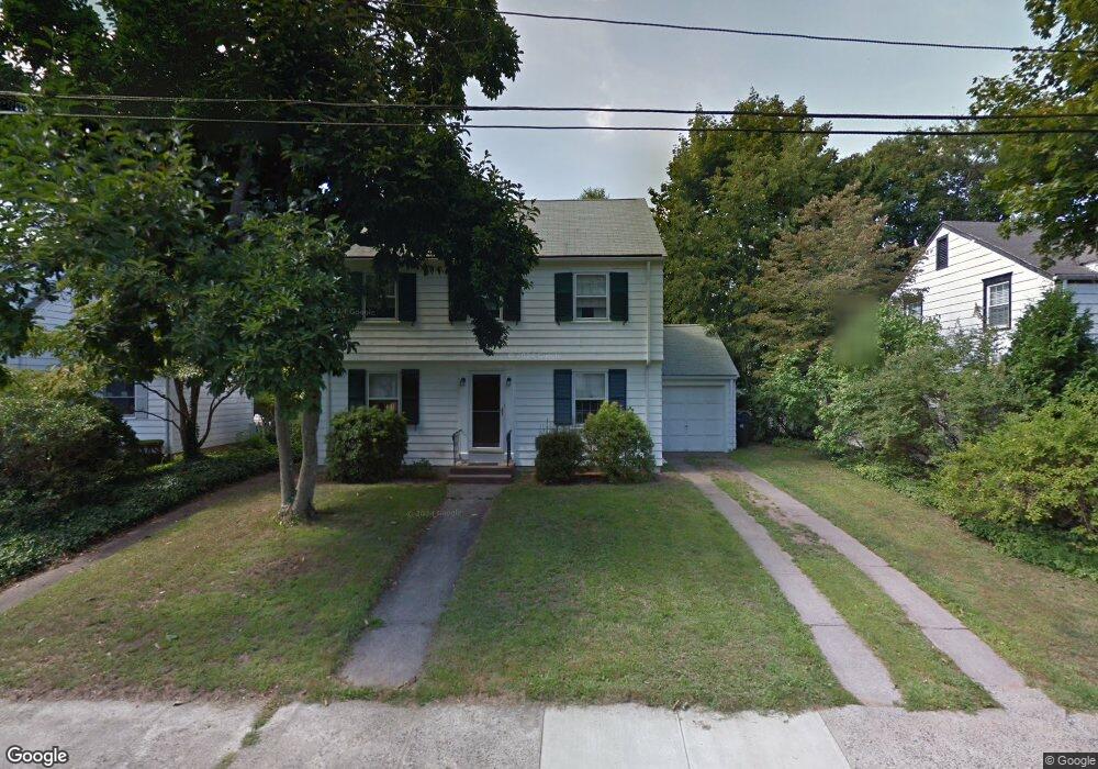 24 Birch Dr, New Haven, CT 06515 - photo 1