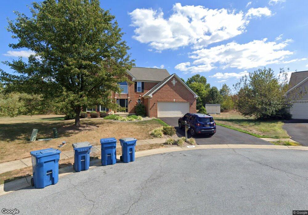 313 Treetop Cir, Bear, DE 19701 - photo 1