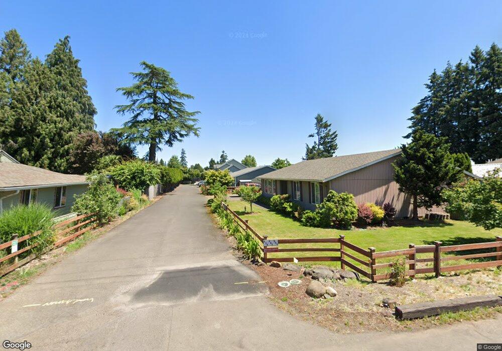 662 S Ivy St, Canby, OR 97013 - photo 1