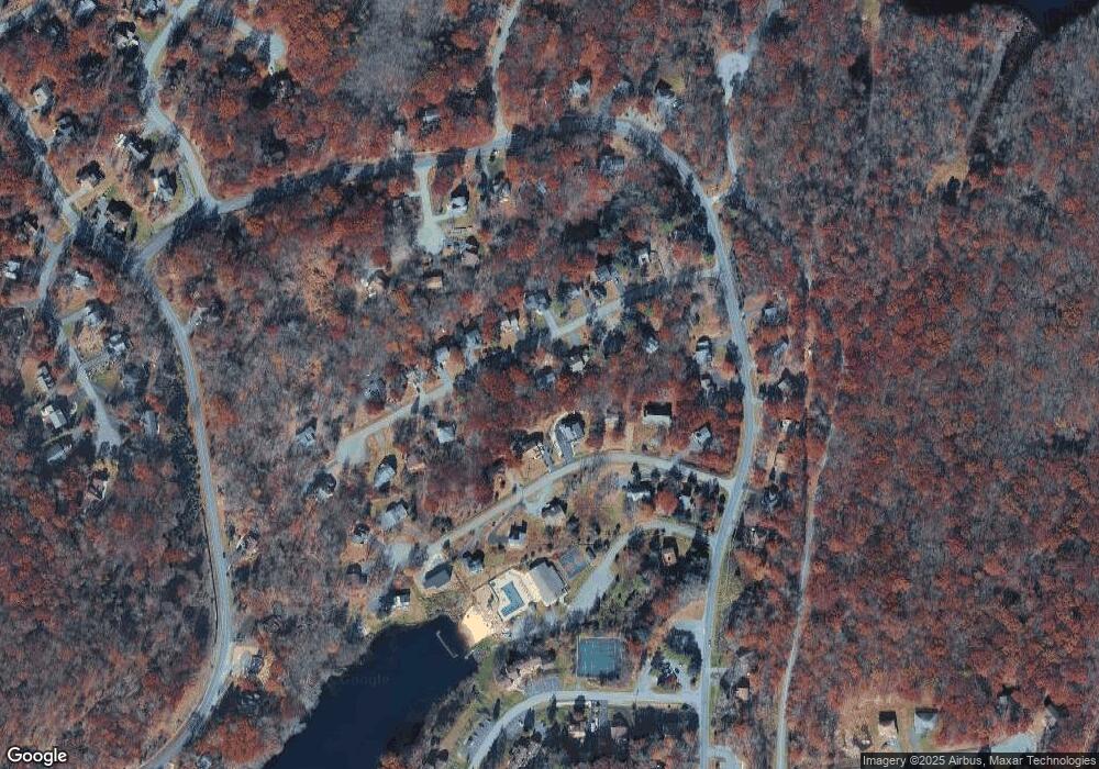 42 Wickes Rd, Bushkill, PA 18324 - photo 1