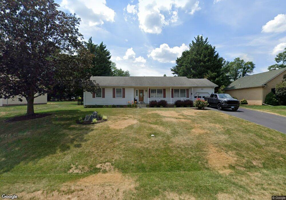 8118 Claiborne Dr, Frederick, MD 21702 - photo 1