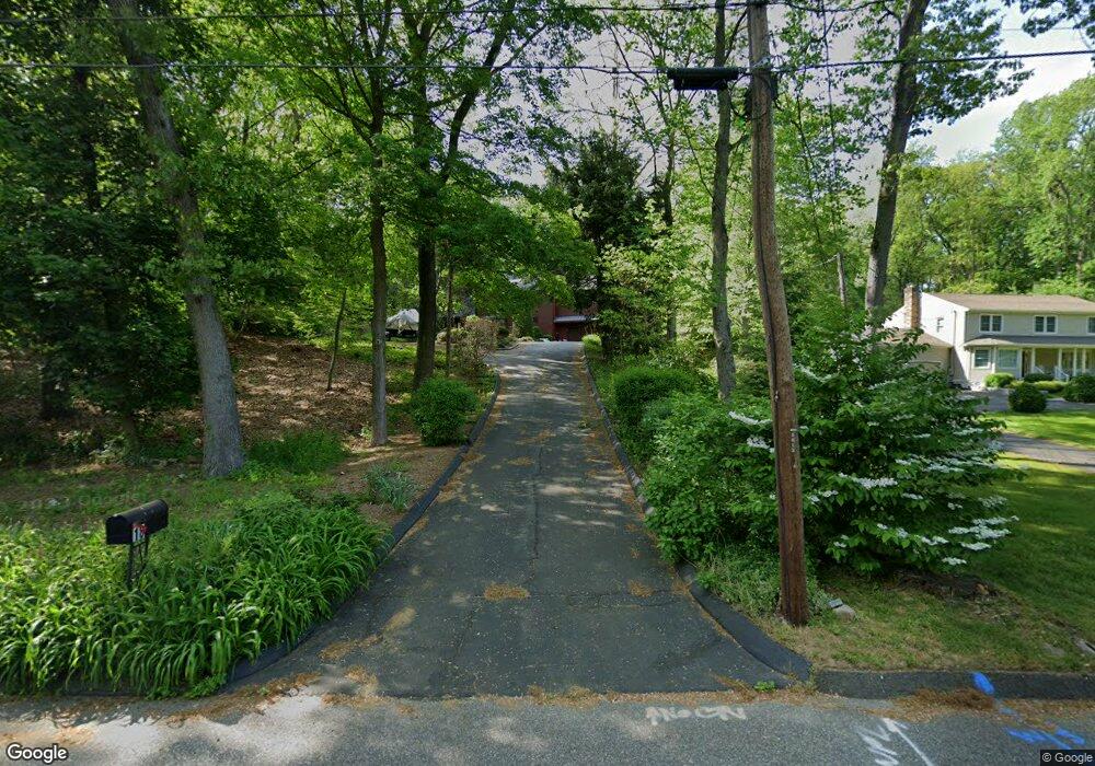 18 Pachaug Rd, Trumbull, CT 06611 - photo 1