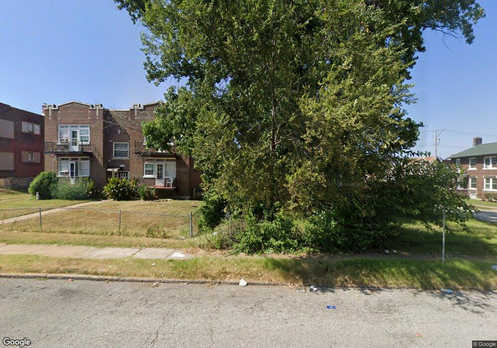 4655 Pope Ave, Saint Louis, MO 63115 - photo 1