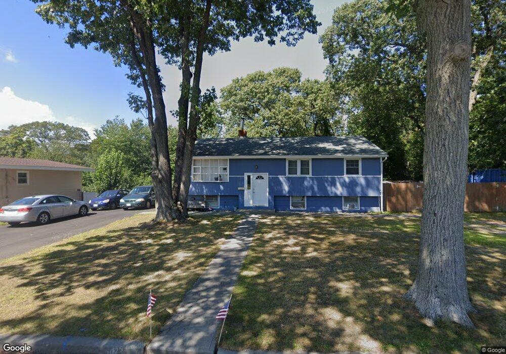 37 Pawtuxet Ave, Warwick, RI 02888 - photo 1