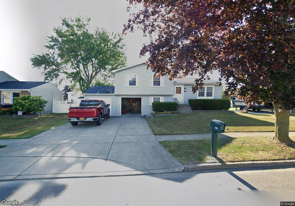 1369 Saybrook Ave, North Tonawanda, NY 14120 - photo 1