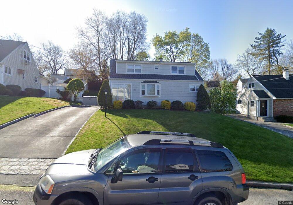 38 Heathcote Rd, Yonkers, NY 10710 - photo 1