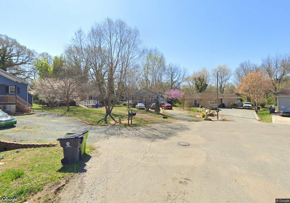 104 Amy Ln, Siler City, NC 27344 - photo 1