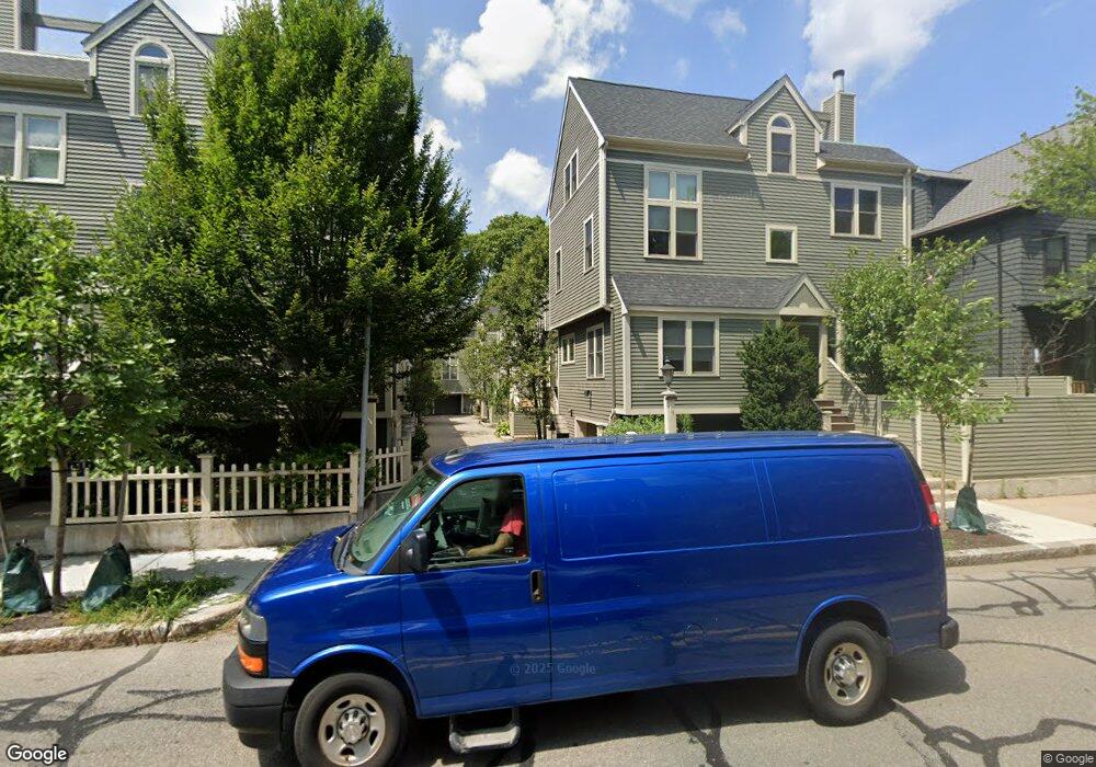 7 Walden Mews, Cambridge, MA 02140 - photo 1