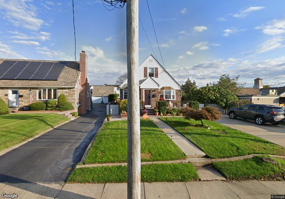 1034 Tulip Ave, Franklin Square, NY 11010 - photo 1