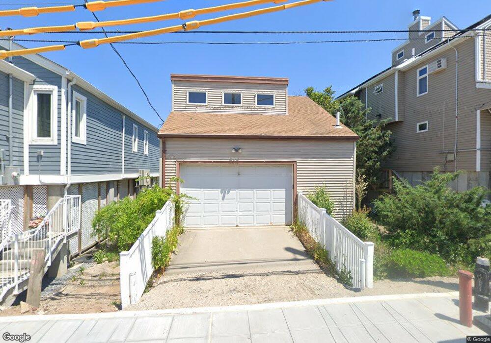 19 W 15th Rd, Broad Channel, NY 11693 - photo 1