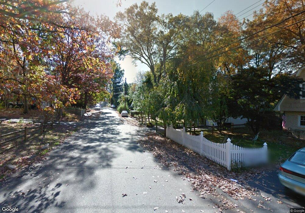 31 Edgewood Rd, Ringwood, NJ 07456 - photo 1