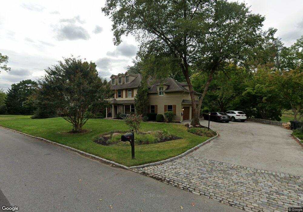 118 Kenilworth Rd, Villanova, PA 19085 - photo 1