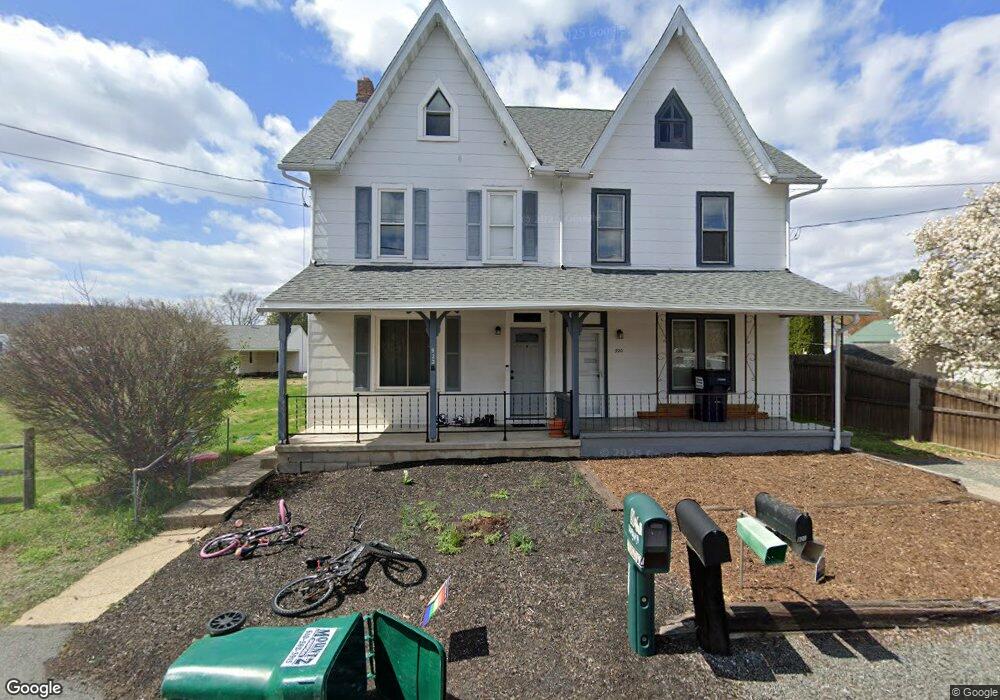 920 Neversink St, Reading, PA 19606 - photo 1