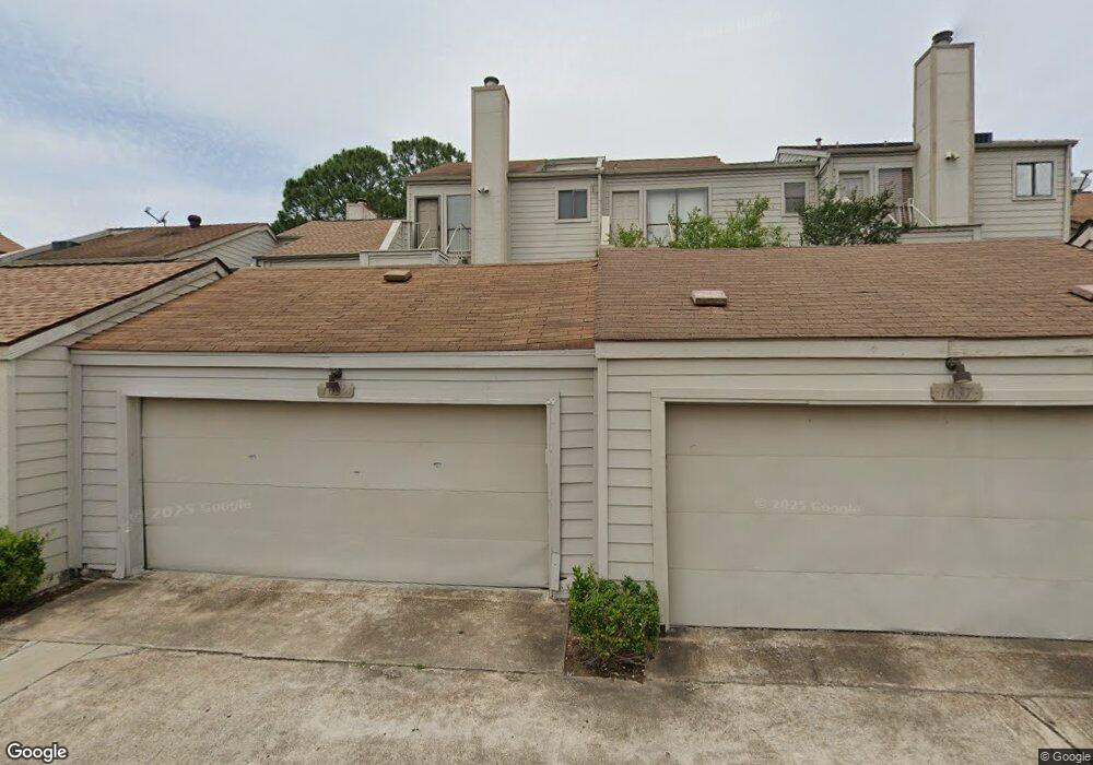 1033 Country Place Dr unit 1033, Houston, TX 77079 - photo 1