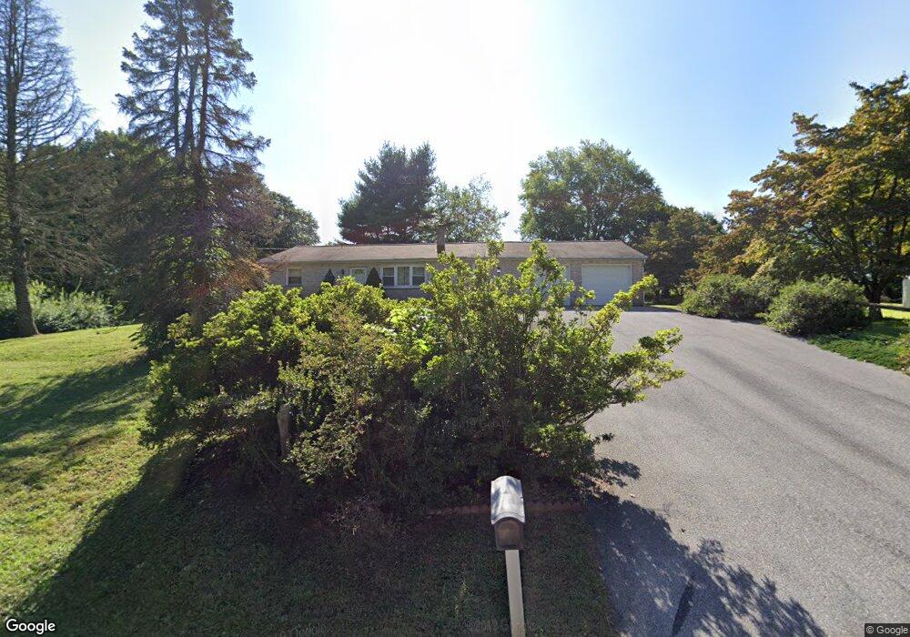 340 W Hoffecker Rd, Pottstown, PA 19465 - photo 1