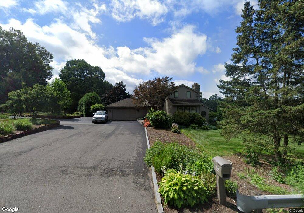 1060 East St, Ludlow, MA 01056 - photo 1