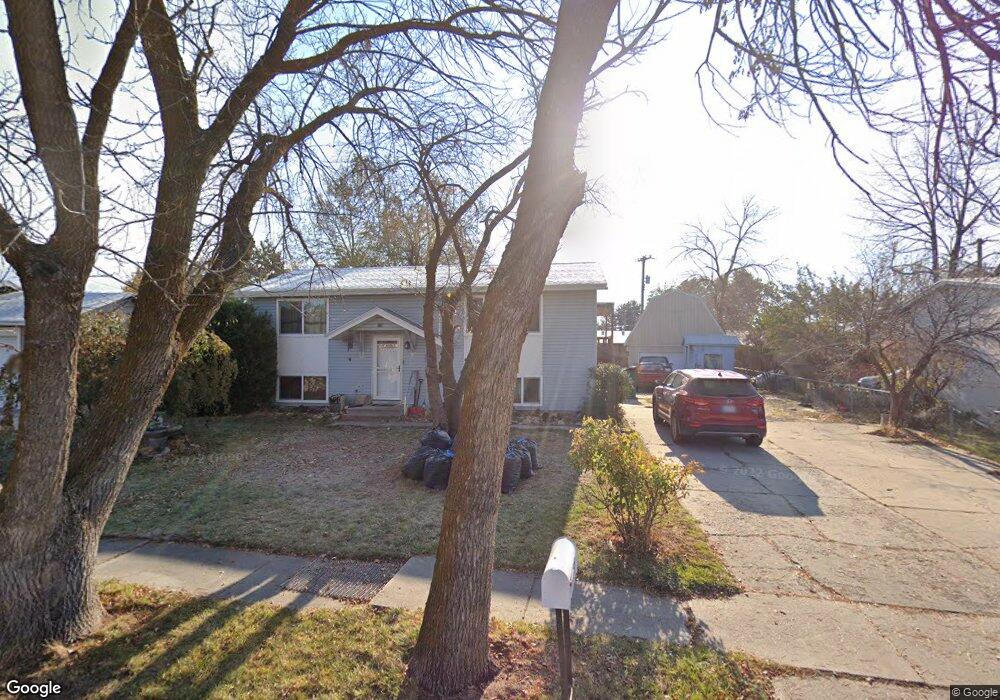 878 Amethyst St, Layton, UT 84041 - photo 1