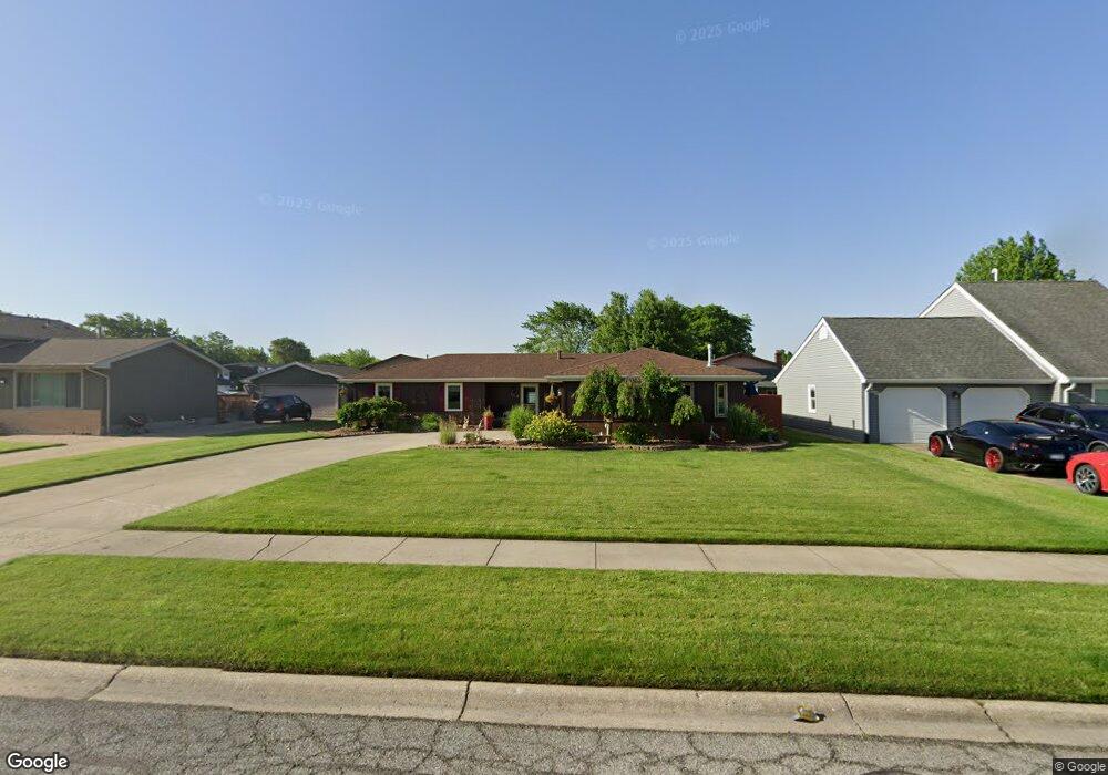1011 Ivanhoe Ln, Dyer, IN 46311 - photo 1