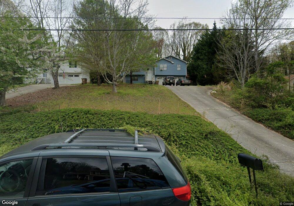 4292 Falcon Crest Dr, Flowery Branch, GA 30542 - photo 1