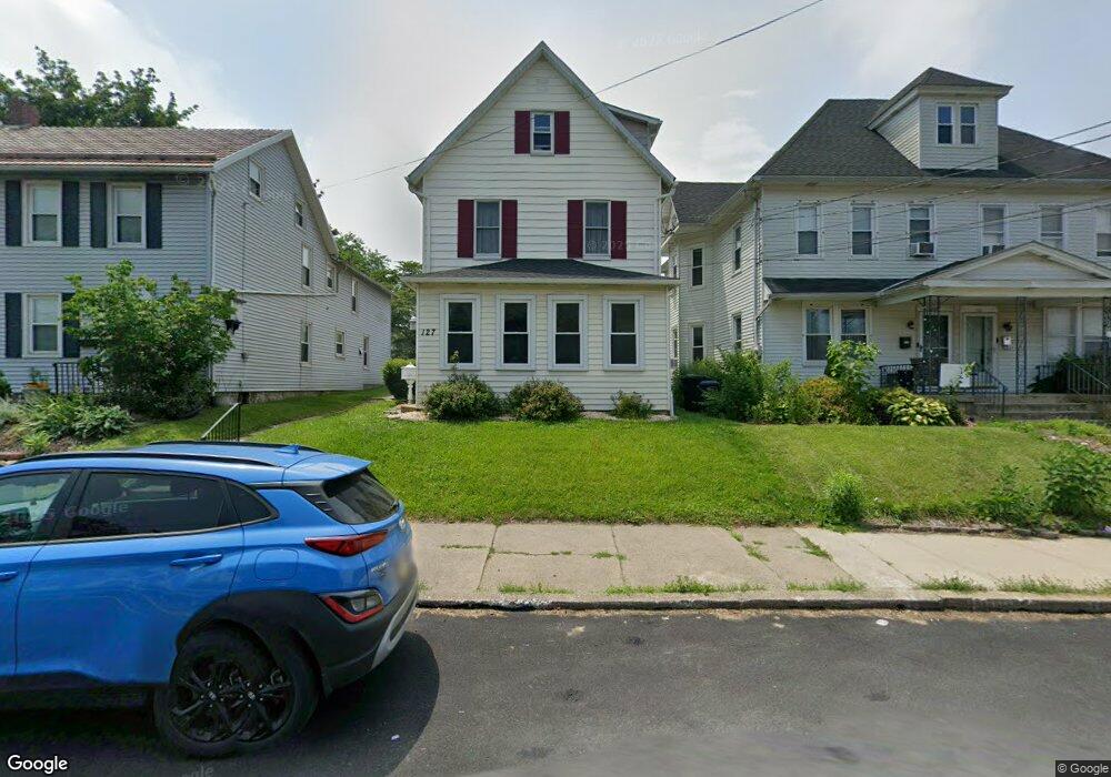 127 N Broad St, Nazareth, PA 18064 - photo 1