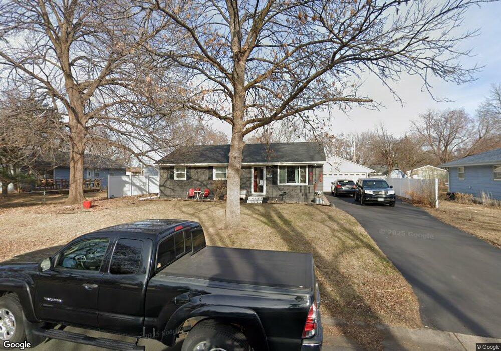 9464 Pilgrim Ln N, Maple Grove, MN 55369 - photo 1