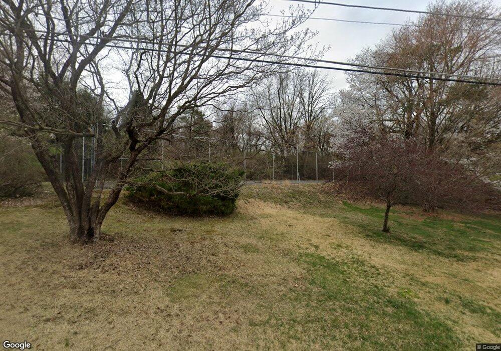 35 Peach Tree Ln, Reading, PA 19608 - photo 1