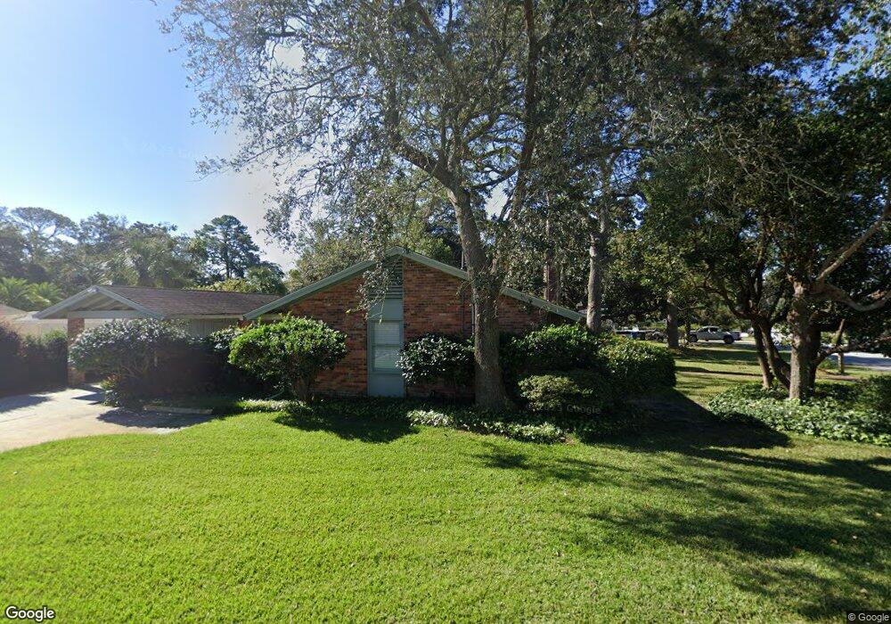 544 Timmons St, Saint Simons Island, GA 31522 - photo 1