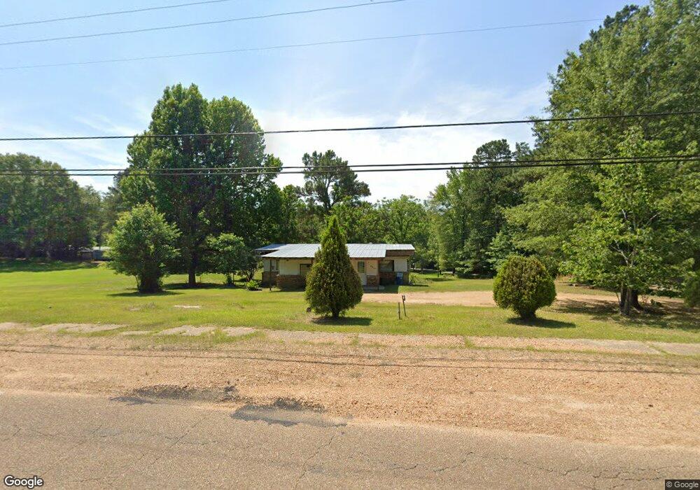 1188 E Railroad St, Wesson, MS 39191 - photo 1