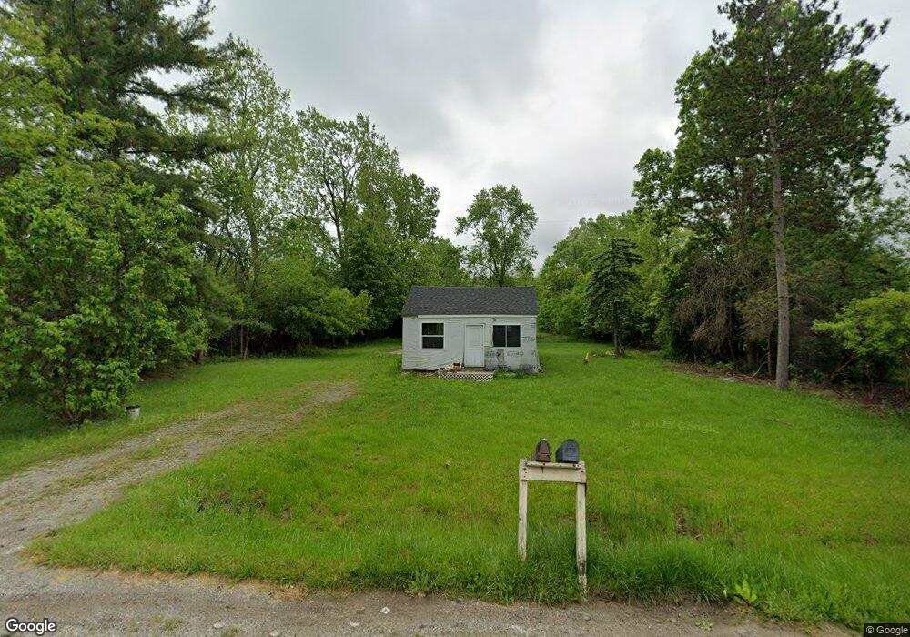 5061 W Carpenter Rd, Flint, MI 48504 - photo 1