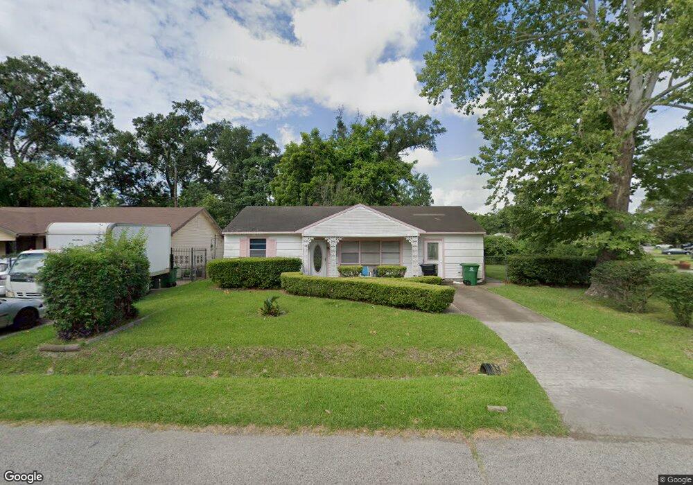 10017 Genemaury St, Houston, TX 77088 - photo 1