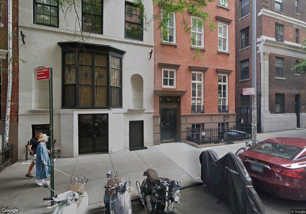 69 Washington Place, New York, NY 10011 - photo 1