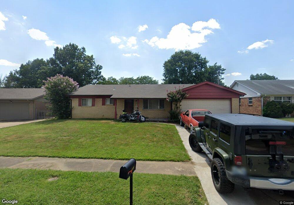 1118 N Gum Ave, Broken Arrow, OK 74012 - photo 1