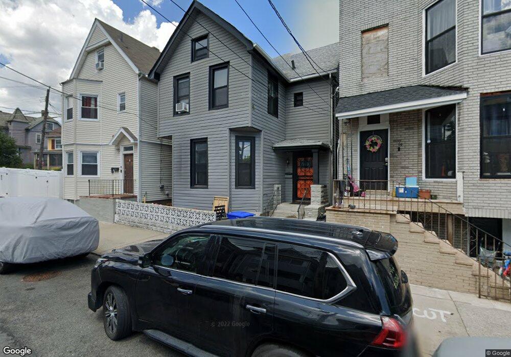 71 Sands St, Staten Island, NY 10304 - photo 1