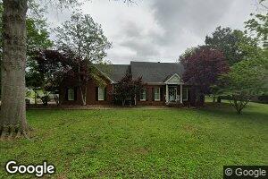818 Oak Lawn Dr, Jasper, TN 37347