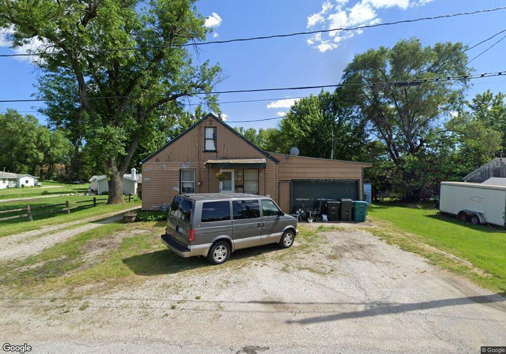 345 NE 43rd Place, Des Moines, IA 50313 - photo 1