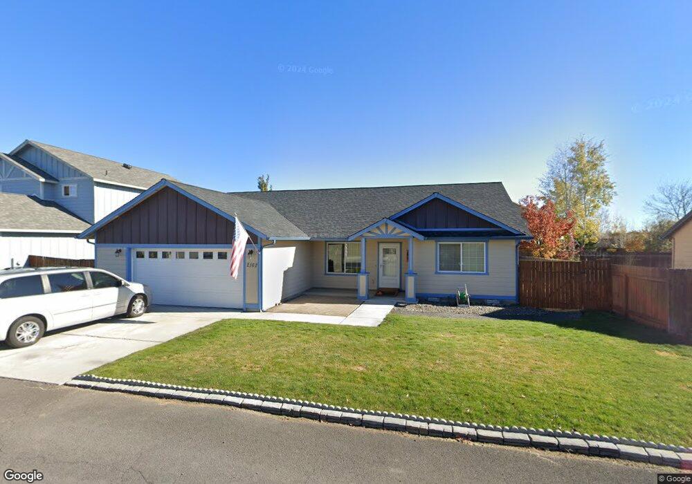 2162 NE 6th St, Redmond, OR 97756 - photo 1