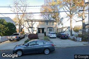 411 Oak St, Ridgefield, NJ 07657