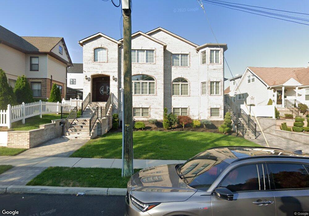 251 E Pierrepont Ave unit 2, Rutherford, NJ 07070 - photo 1