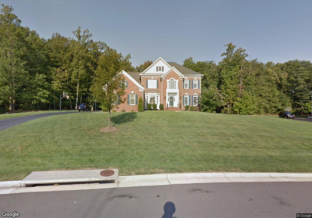 9046 Swans Creek Way, Lorton, VA 22079 - photo 1