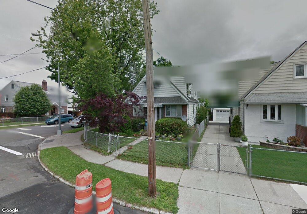 6403 138th St, Flushing, NY 11367 - photo 1