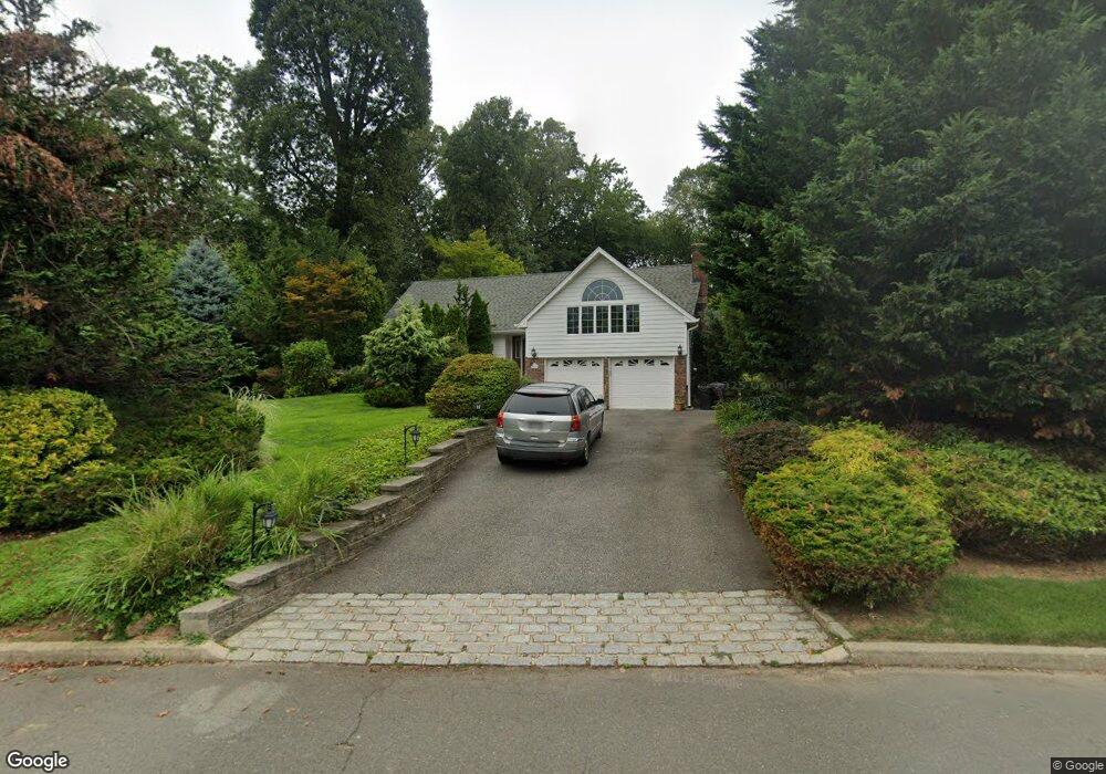 51 Harwood Dr E, Glen Cove, NY 11542 - photo 1