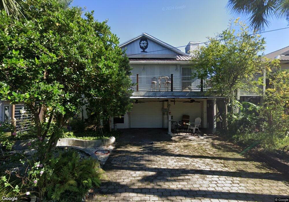 552 6th Ave, Saint Simons Island, GA 31522 - photo 1