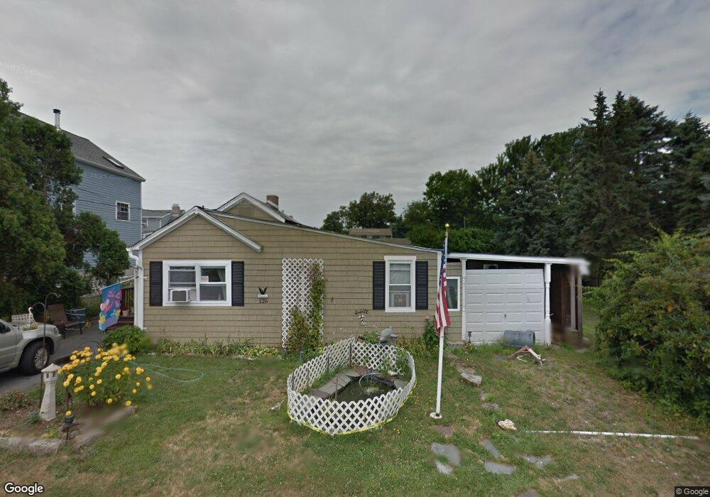 126 Foxboro Ave, Portsmouth, RI 02871 - photo 1