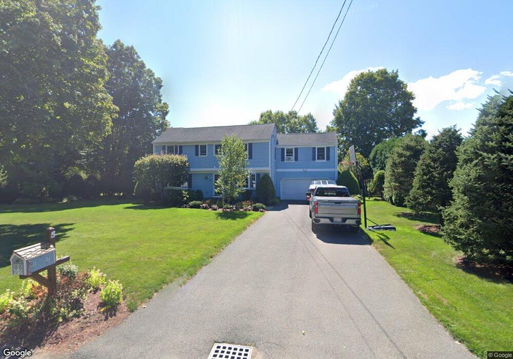 5 Arrowhead Dr, Hadley, MA 01035 - photo 1