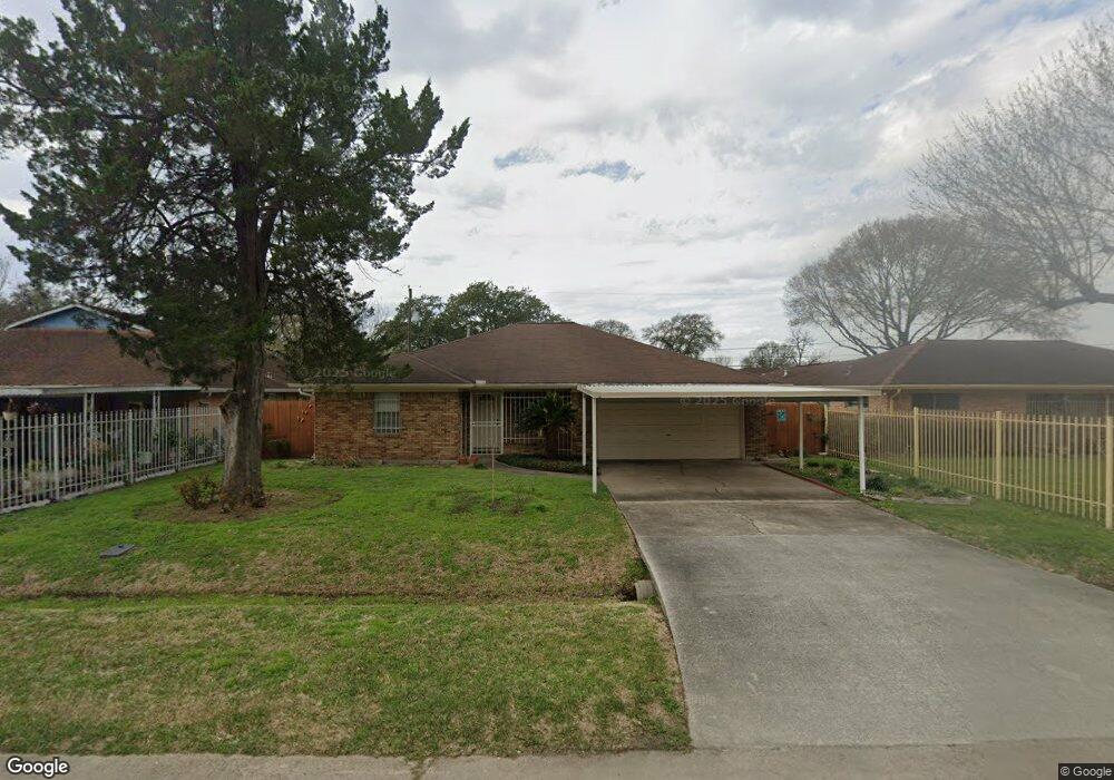 4623 Cetti St, Houston, TX 77009 - photo 1