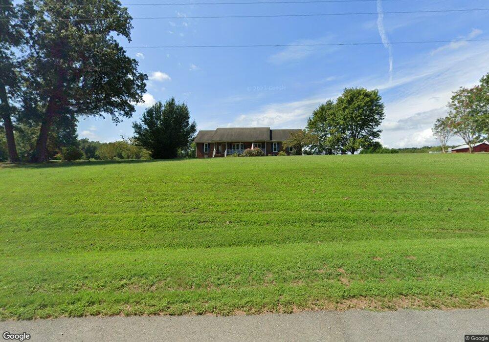 12001 Bridgeforth Mill Dr, Amelia Court House, VA 23002 - photo 1