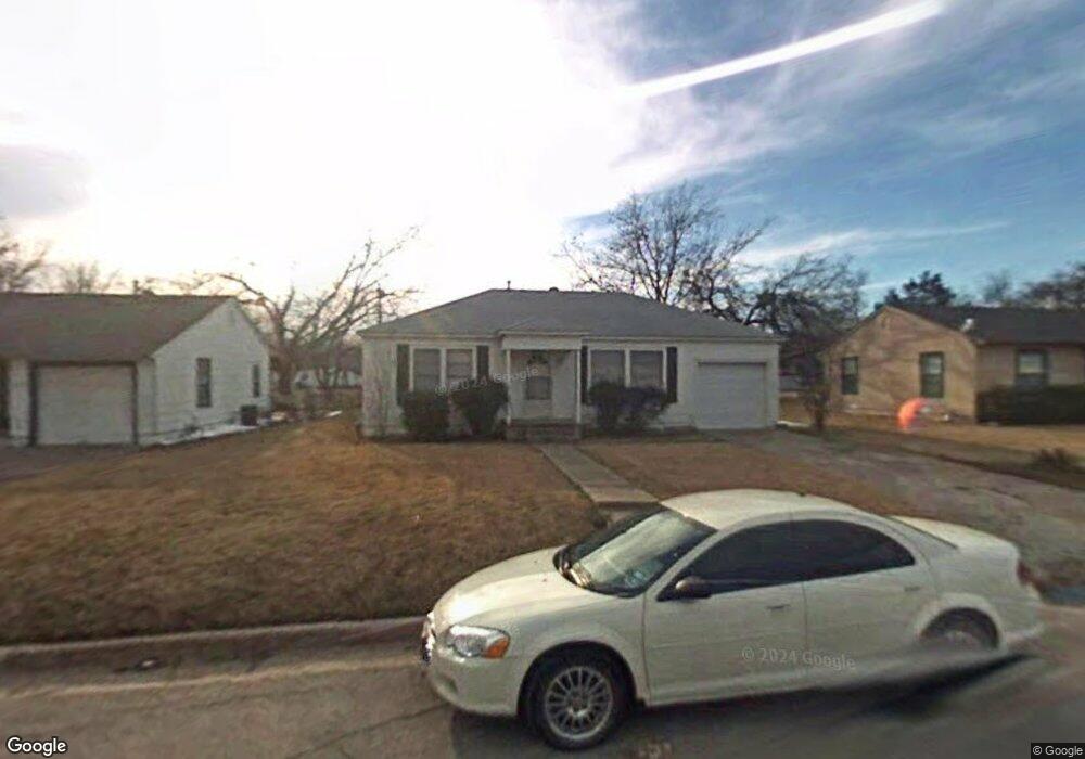 1809 Mill St, Gainesville, TX 76240 - photo 1