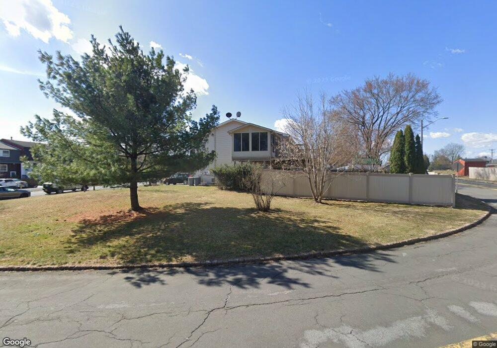 2 Red Barn Ln, Middletown, NY 10940 - photo 1