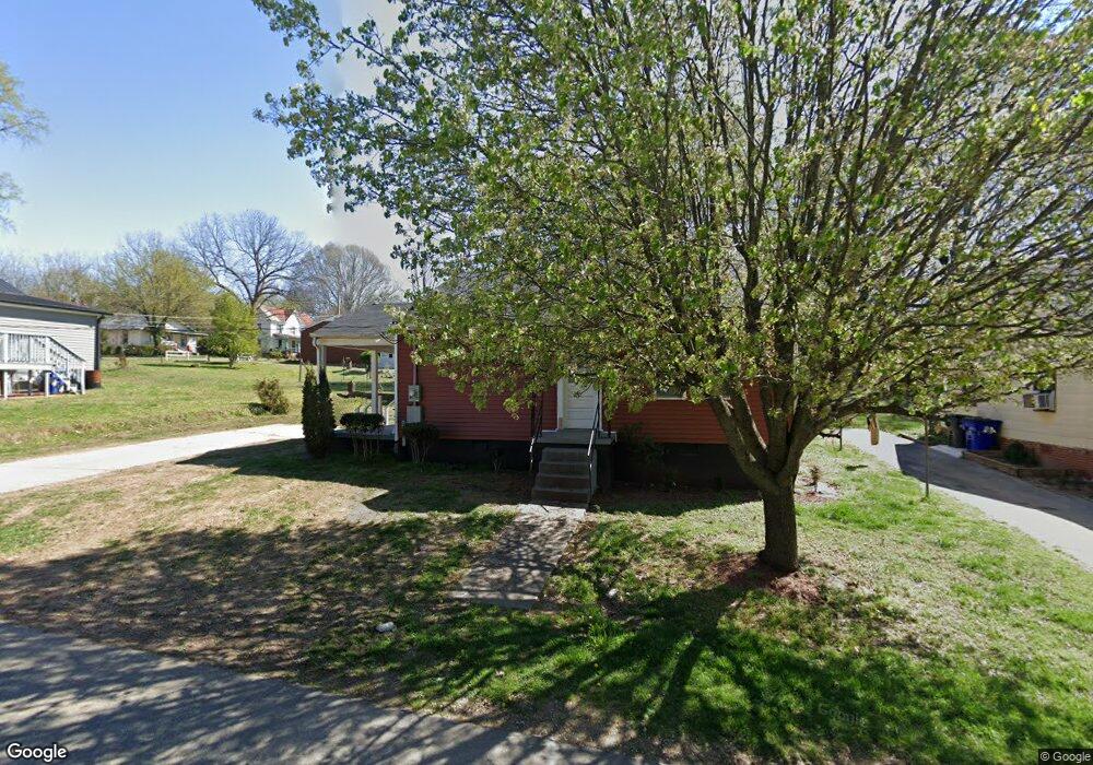 212 E 9th St, Siler City, NC 27344 - photo 1